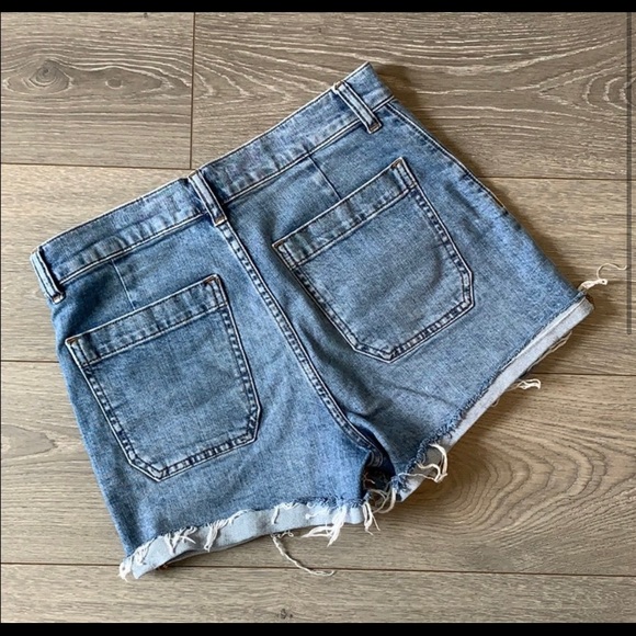 Madewell High-Rise Denim Shorts - Picture 4 of 6